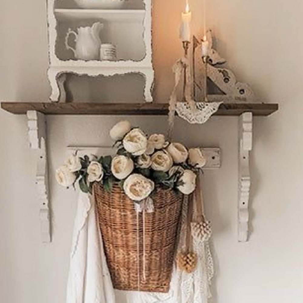 Bouquet  straw basket